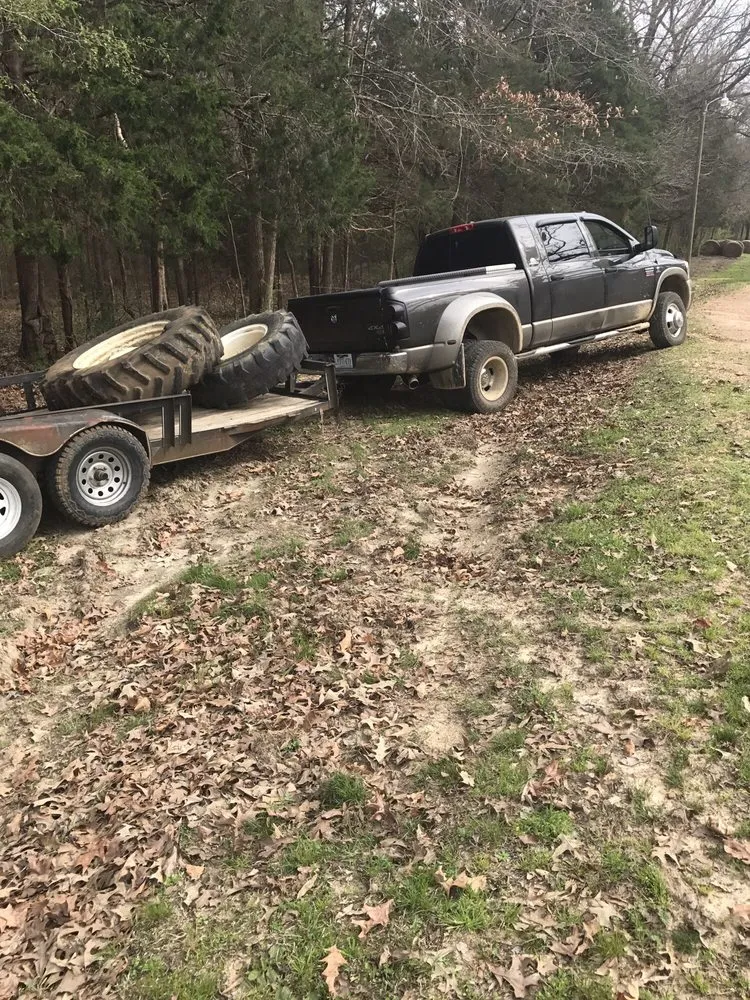 Affordable lawn mowing service in Oxford, MS - C &M BUSH-HOGGING