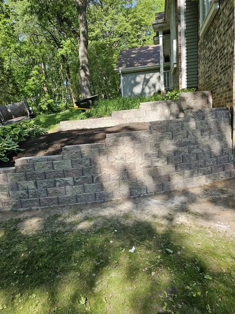 Top-rated yard maintenance in Rockford, IL by C M Debonair Garden