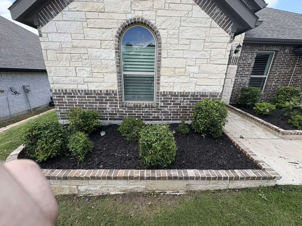 Reliable lawn care service for year-round maintenance across Aledo, TX - C-N Fantasy Flowerbeds