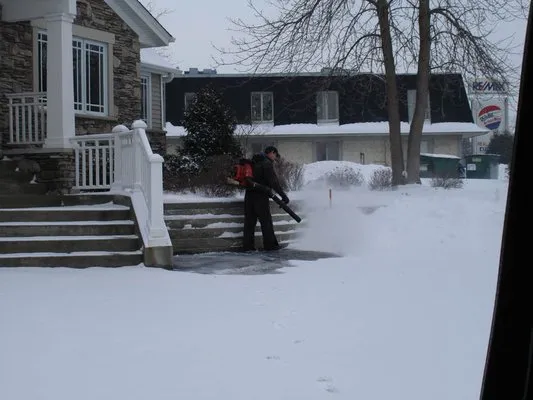 C N'R Lawn N' Landscape