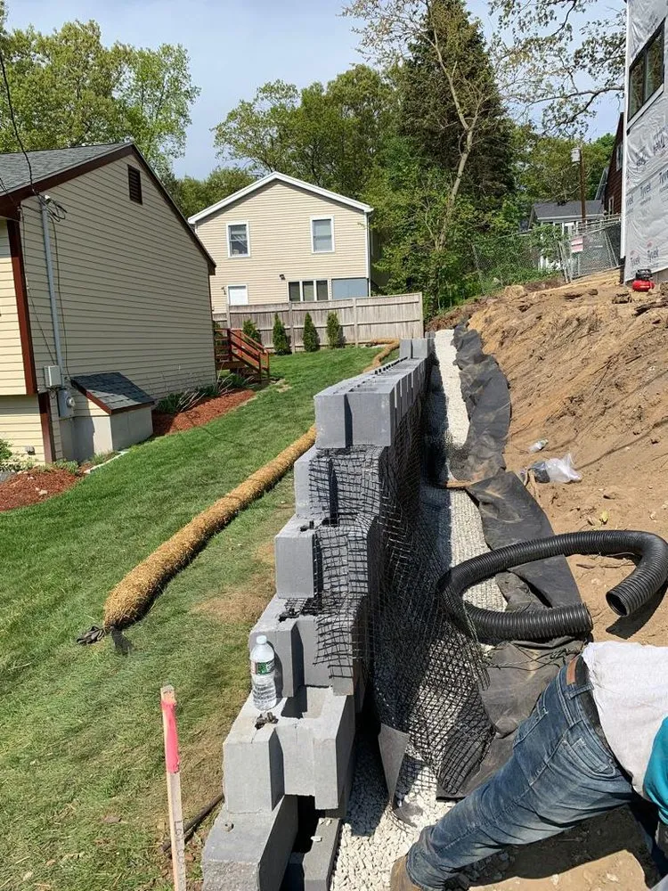 Reliable landscaping services experts serving Waltham, MA - C-R Landscaping