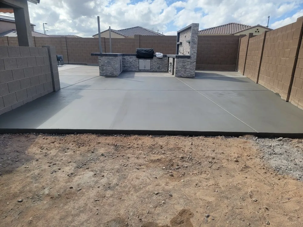 Professional yard maintenance in Avondale, AZ - C Ramirez Landscape