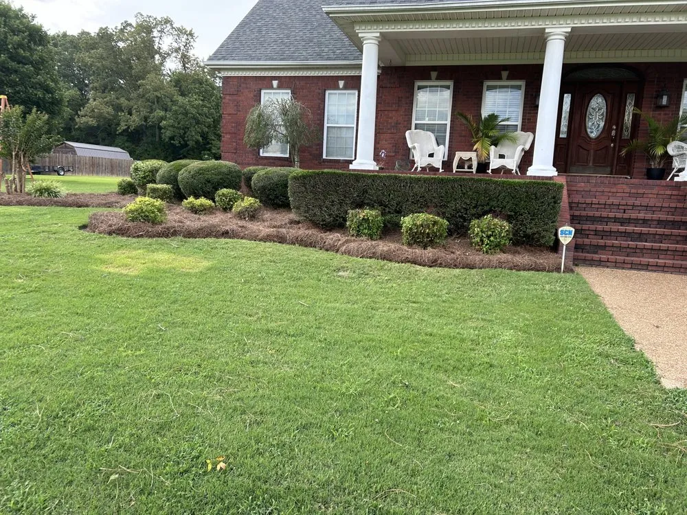 Custom lawn mowing service experts serving Lexington, TN - C Shaull Landscaping and Design