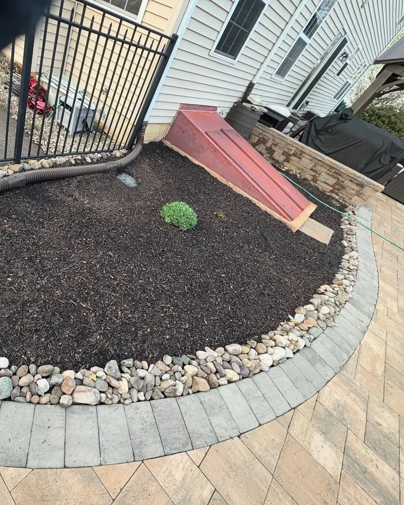 Professional garden landscaping in Vineland, NJ by C-Way Landscaping