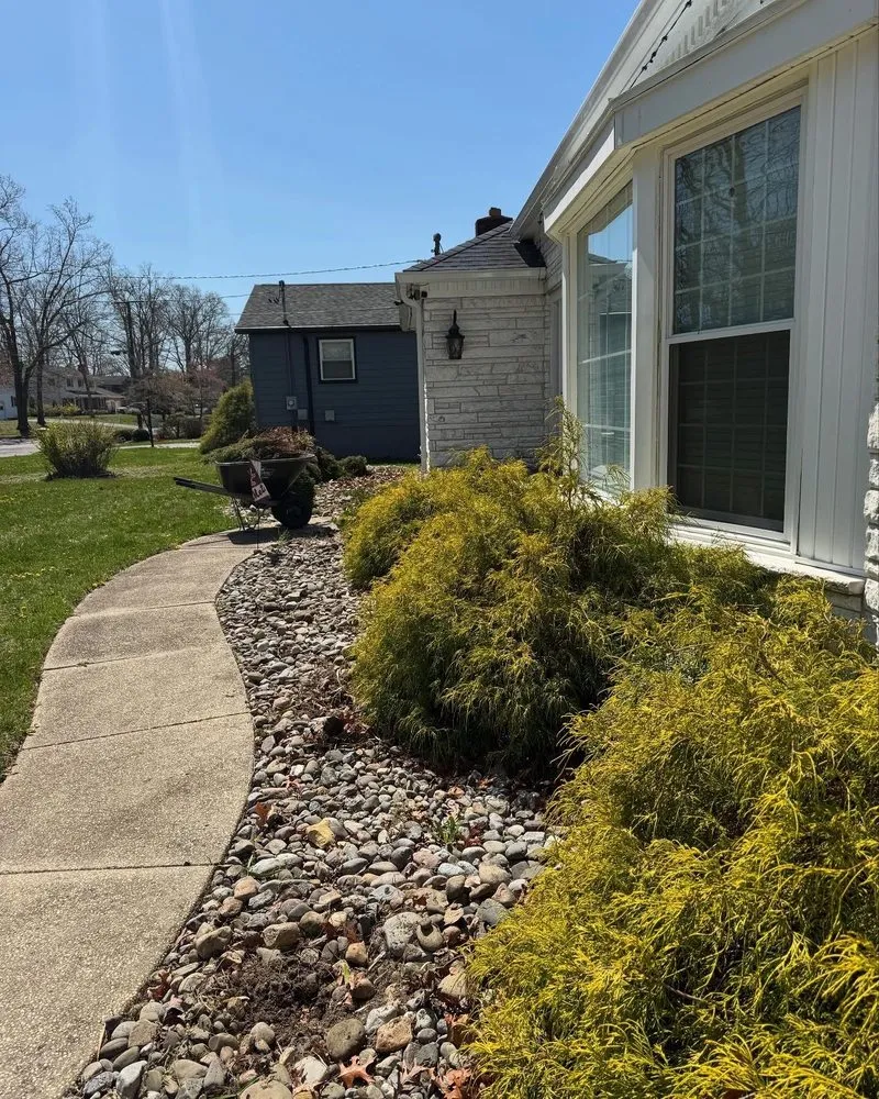 Local lawn mowing service for homes in Vineland, NJ by C-Way Landscaping