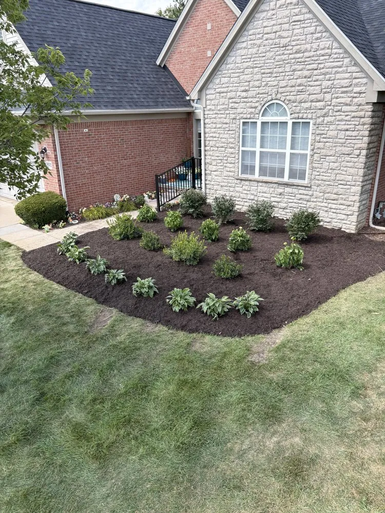 Expert residential landscaping in Bloomfield Hills, MI - C2B Outdoor Services