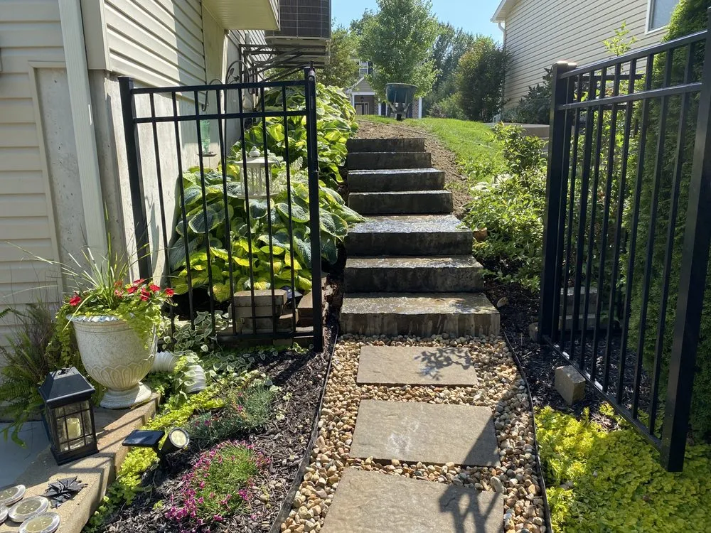 Custom garden landscaping experts serving Chesterfield, MO - CA Creations