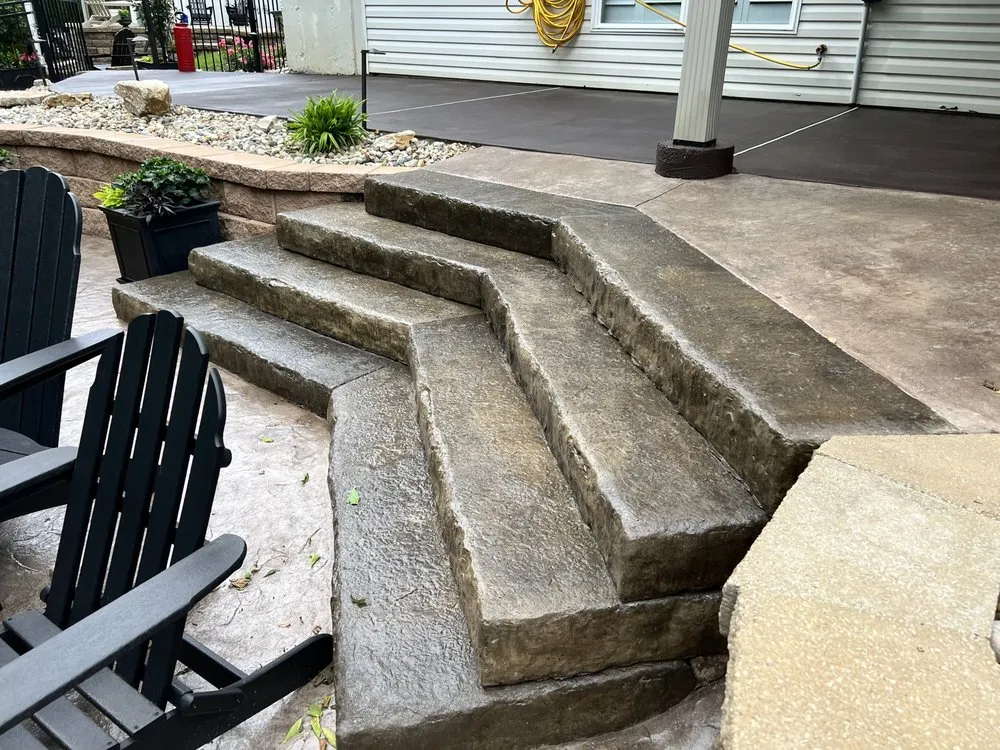 Professional lawn care service in Chesterfield, MO by CA Creations