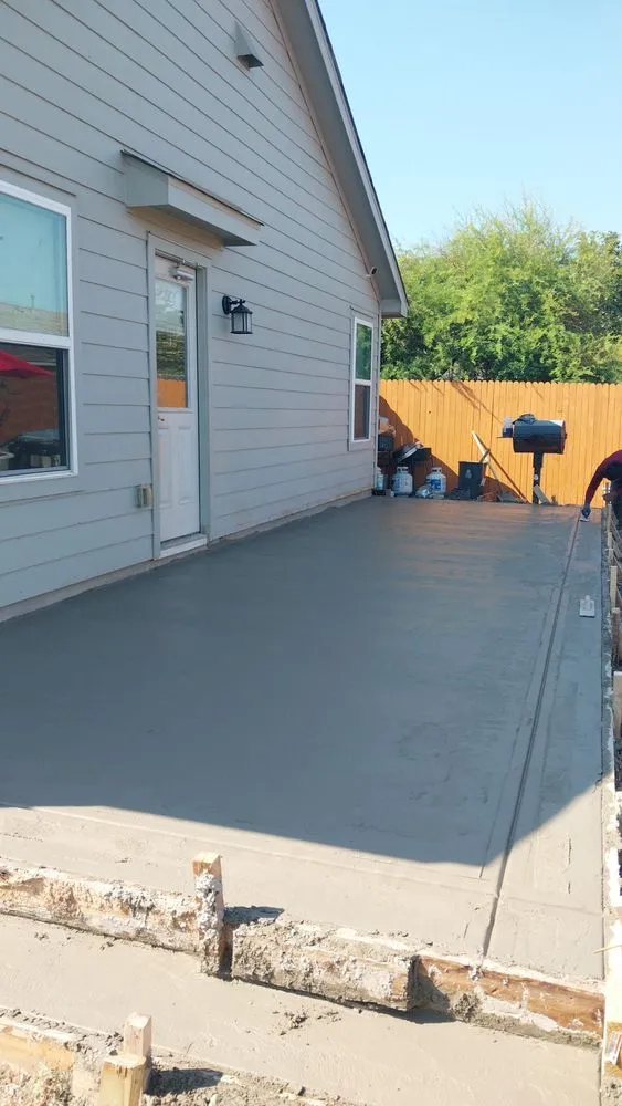 Top-rated landscaping services for residential properties in Lytle, TX by C&A Irrigation & Landscaping