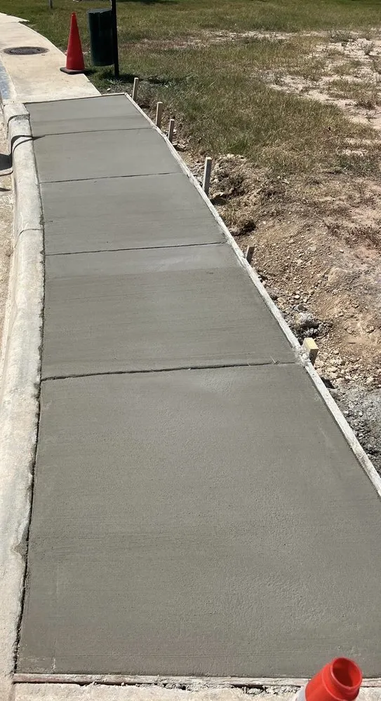 Top-rated garden landscaping in Lytle, TX by C&A Irrigation & Landscaping