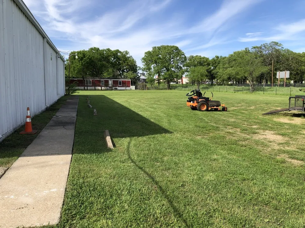 Custom landscape design with custom design in Dallas, TX by Ca Landscape