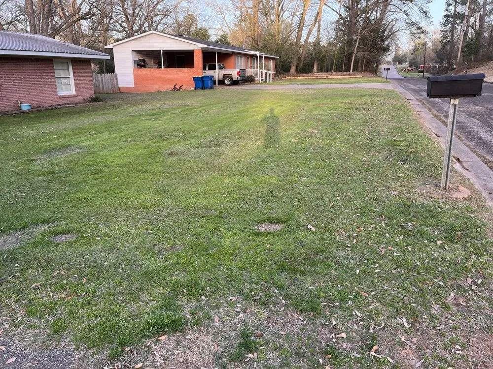 Top-rated lawn mowing service experts serving Kilgore, TX - C&A LawnCare