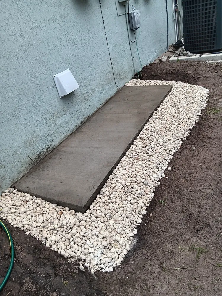 Custom yard cleanup service experts serving Fort Pierce, FL - CA Mondono Lawn Service