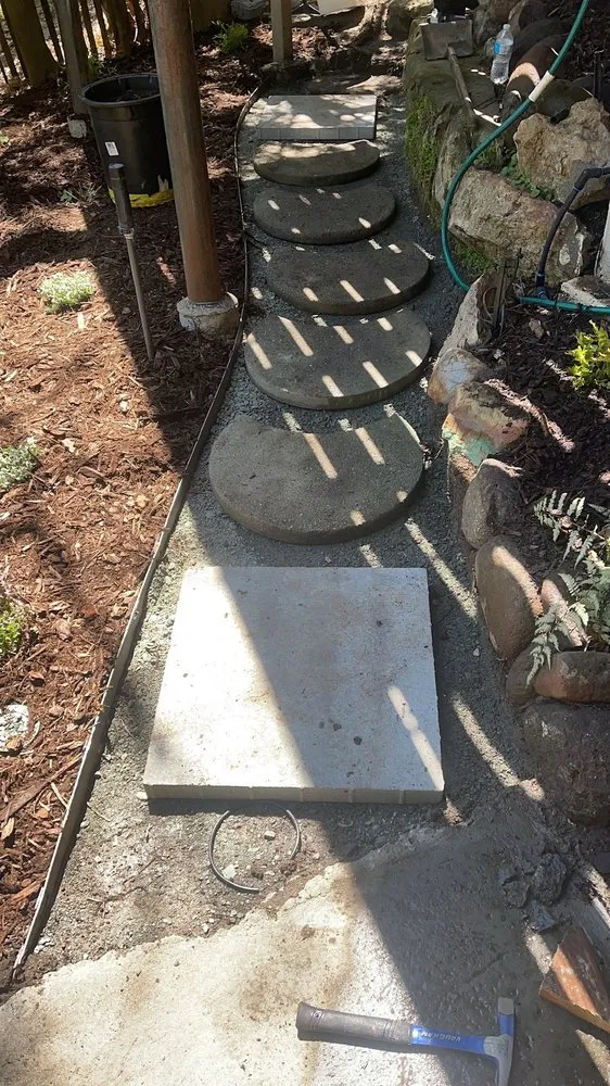 Professional lawn mowing service experts serving Richmond, CA - CA Top Landscaping & Construction