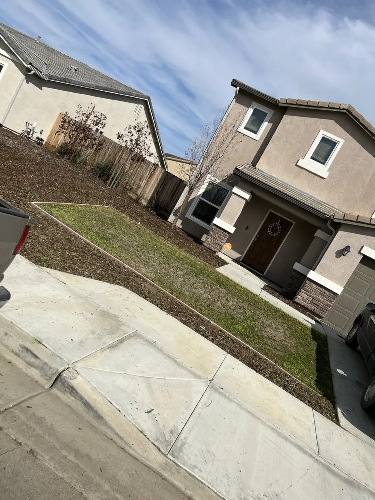 Trusted yard cleanup service for outdoor upgrades in Coalinga, CA by Caballos Lawn Service