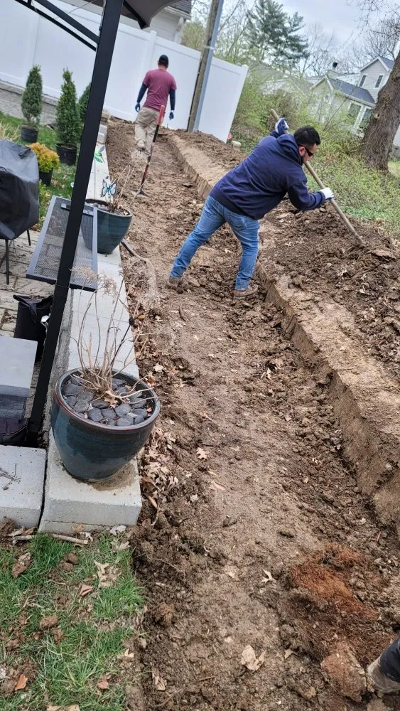 Reliable lawn mowing service in Olivette, MO by Cabanas Lawn Care