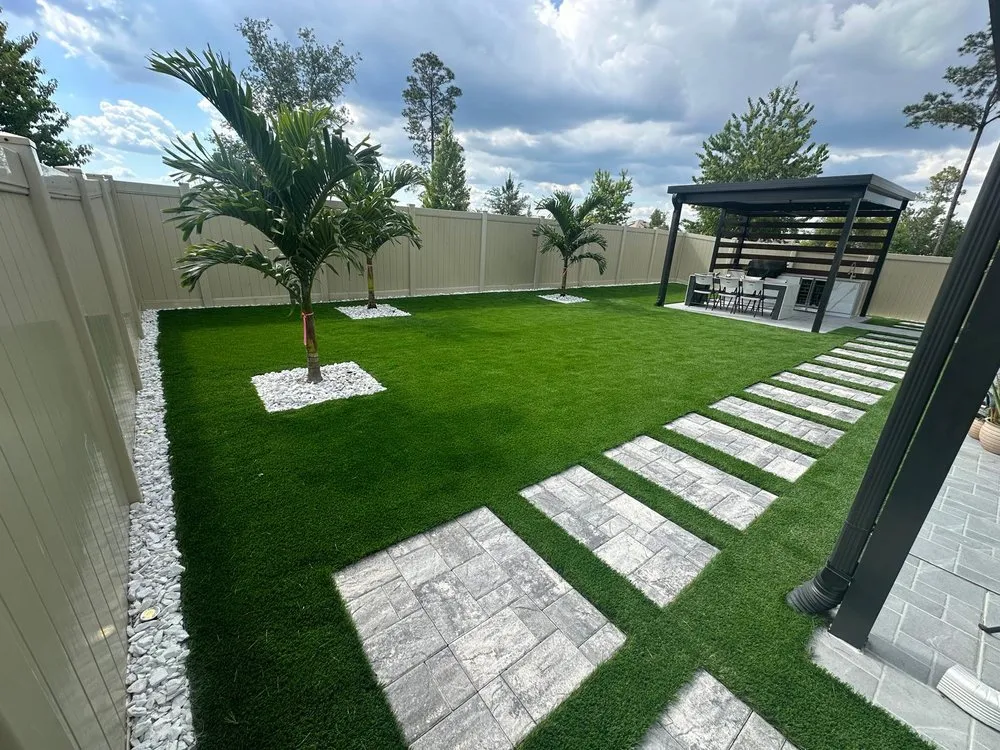 Reliable garden landscaping for year-round maintenance across Davenport, FL - CabezasGroup Multiservices