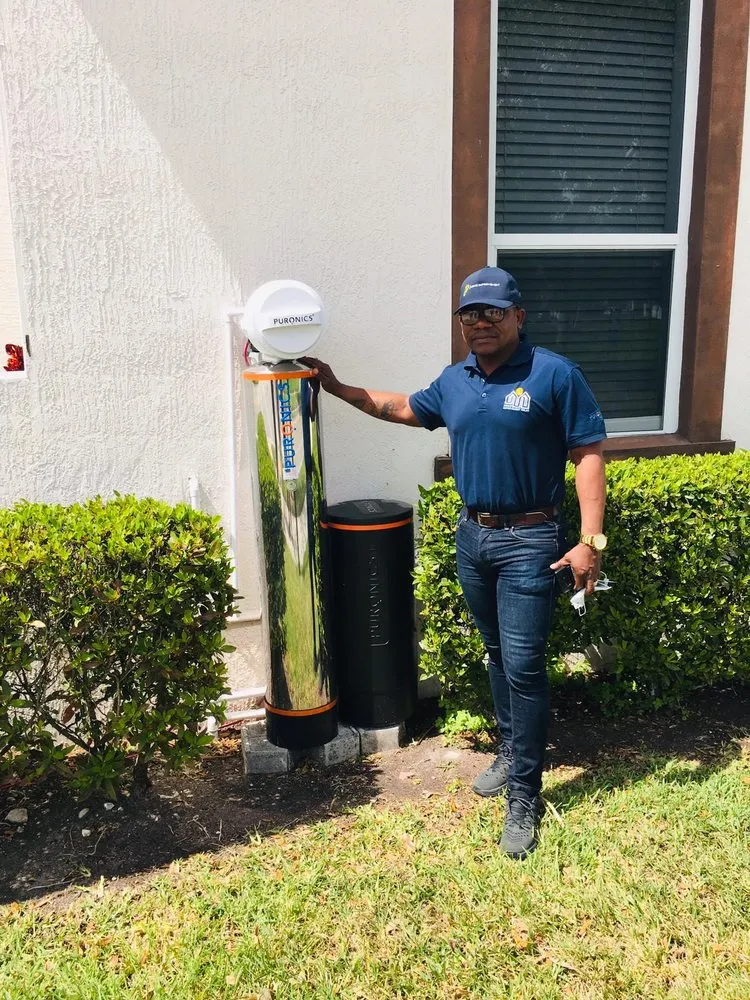 Affordable yard cleanup service in Davenport, FL by CabezasGroup Multiservices