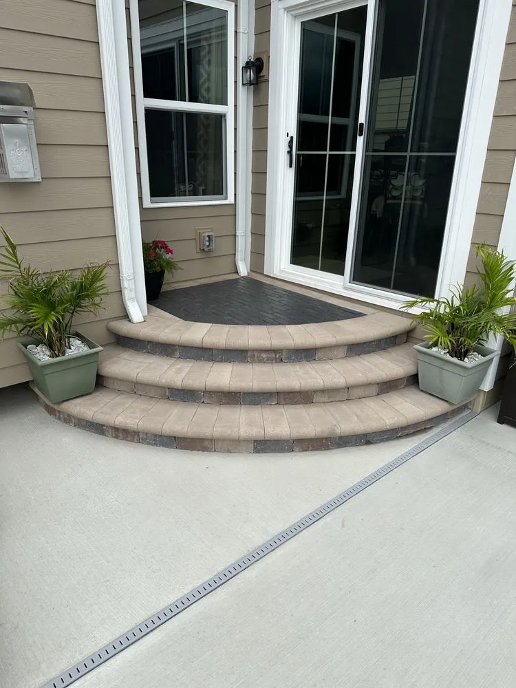 Local yard cleanup service experts serving Dayton, OH - Cable Bros Outdoor Living & Landscaping