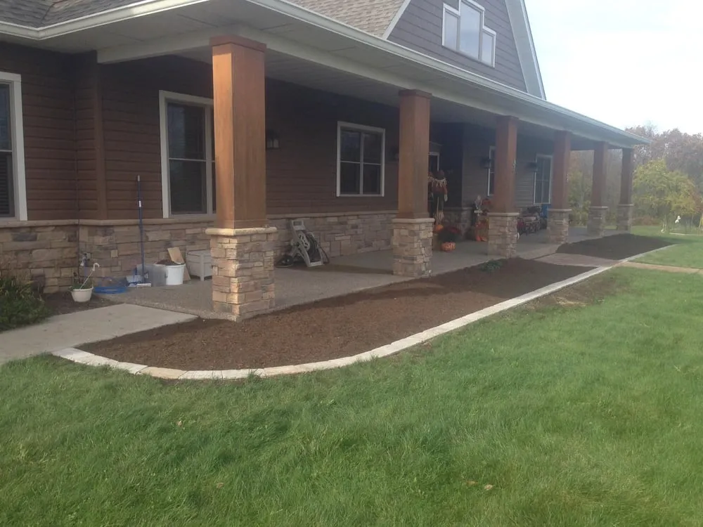 Local lawn mowing service experts serving Moline, IL - Cable Lawnscape