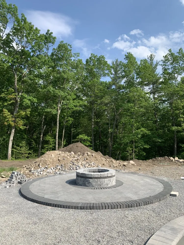 Local residential landscaping experts serving Plaistow, NH - Cabral Hardscapes