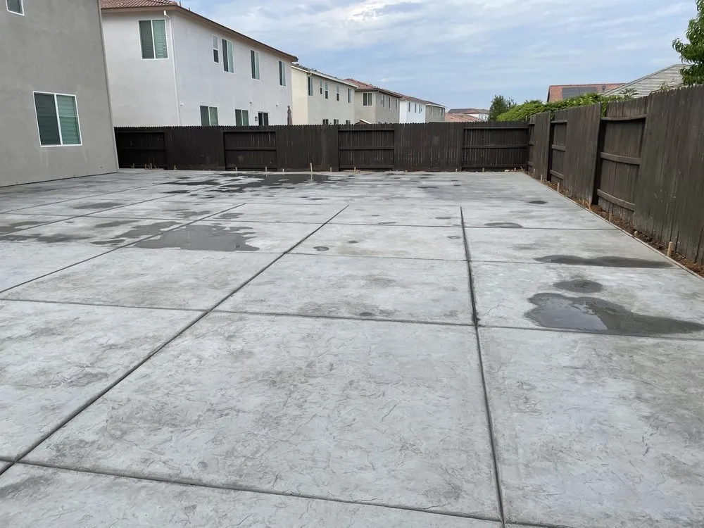 Affordable lawn mowing service experts serving Sacramento, CA - Cabrera Concrete & Landscape