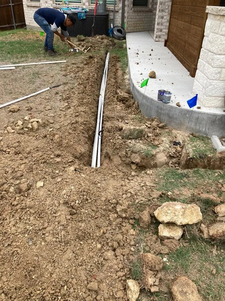 Expert yard cleanup service in Lewisville, TX - Cabrera Landscapers