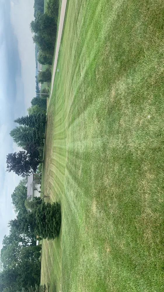 Reliable residential landscaping experts serving New Carlisle, OH - Cabrera Landscaping