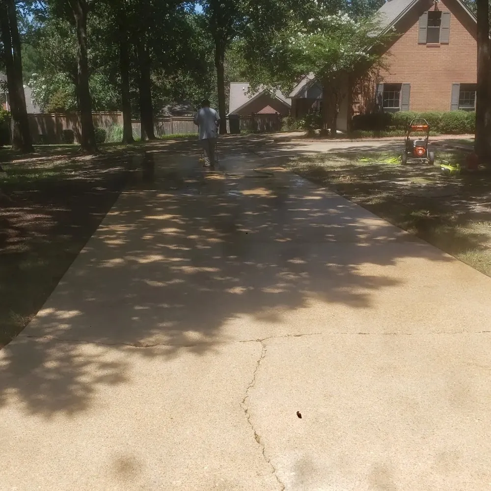 Custom landscaping services in Pontotoc, MS by Cabrera's Landscapes