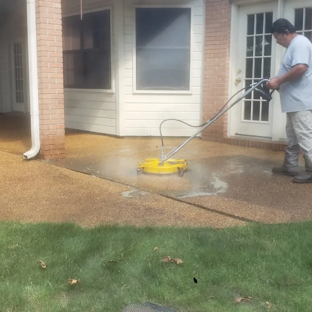 Expert garden landscaping in Pontotoc, MS by Cabrera's Landscapes