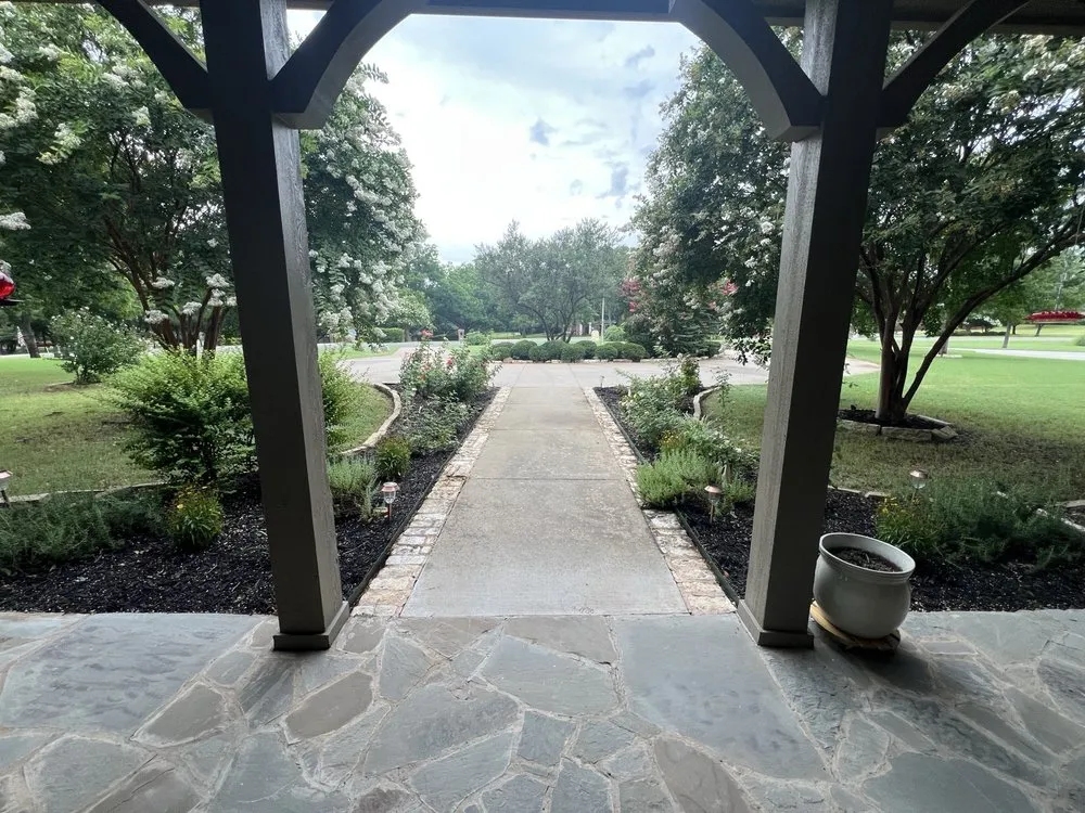 Reliable yard maintenance experts serving Sherman, TX - Cabrera's Lawn Services