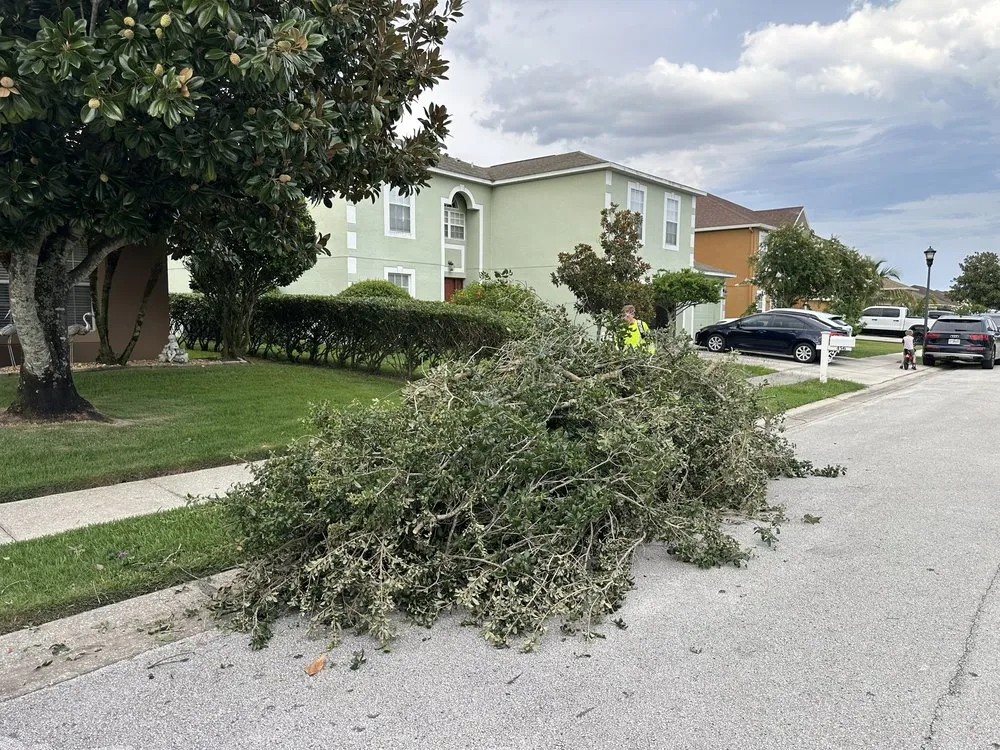 Local landscaping services experts serving Cypress Gardens, FL - Cade's Green Touch Lawn Care
