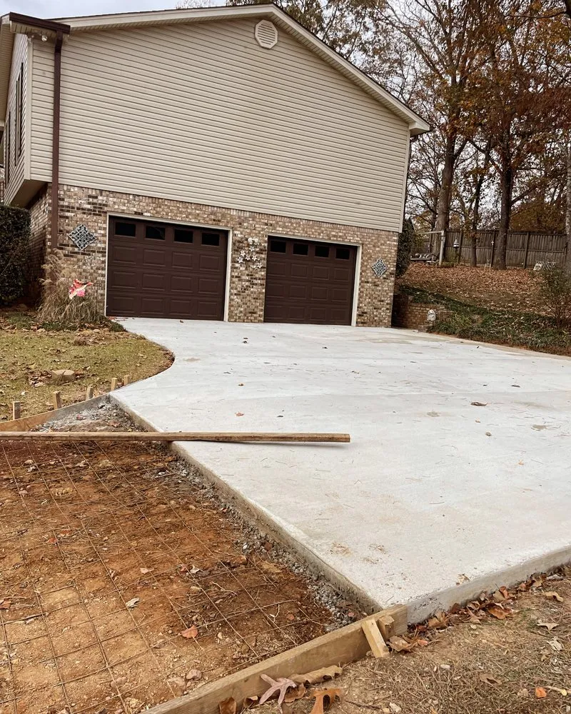 Custom landscape installation experts serving Birmingham, AL - CAG Concrete & Lanscaping Services