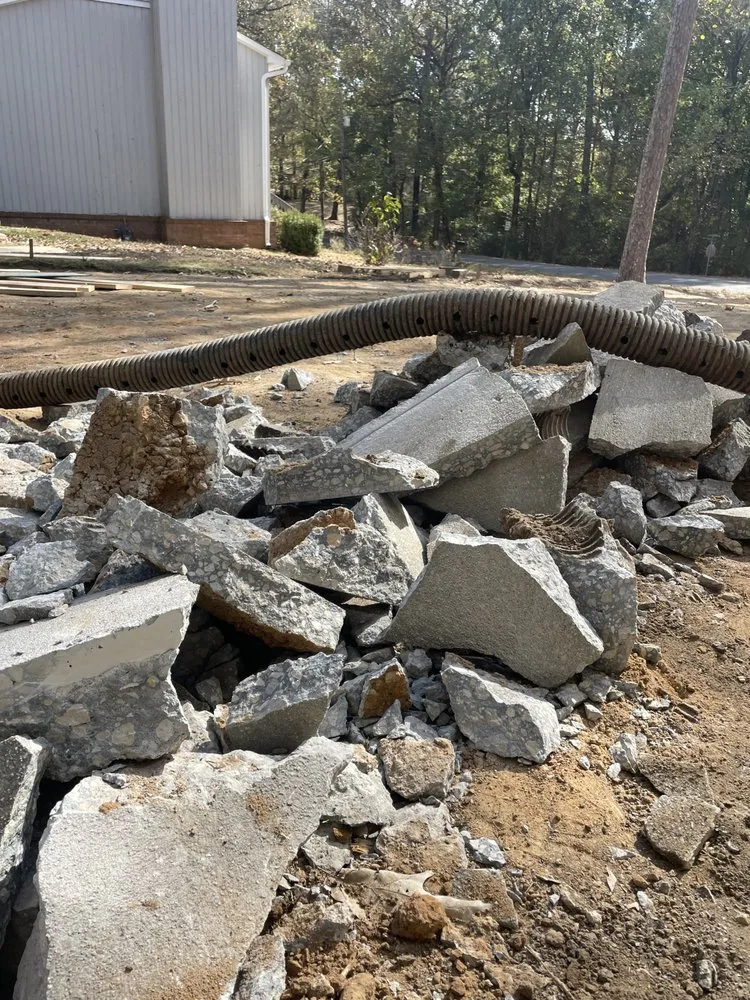 Custom garden landscaping for outdoor upgrades in Birmingham, AL by CAG Concrete & Lanscaping Services