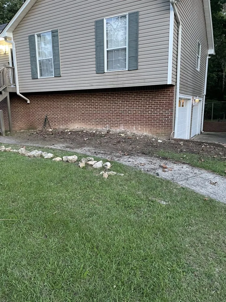 Local lawn care service experts serving Birmingham, AL - CAG Concrete & Lanscaping Services