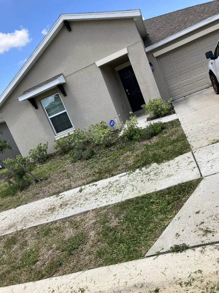 Professional garden landscaping in Eagle Lake, FL - Cage’s Lawn Care