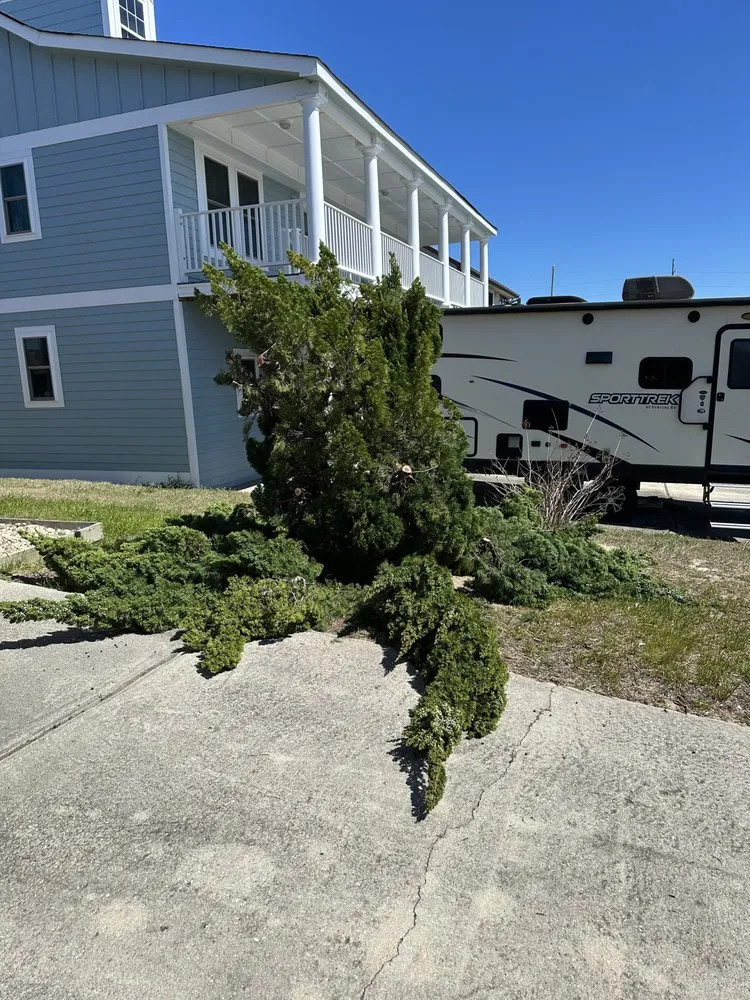 Professional residential landscaping in Manteo, NC by Cahoon’s Coastal Lawn Care Services