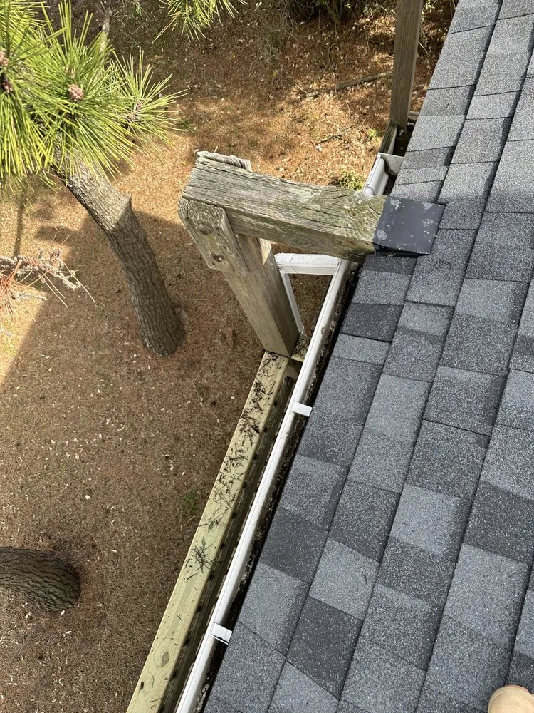 Affordable landscaping services experts serving Manteo, NC - Cahoon’s Coastal Lawn Care Services