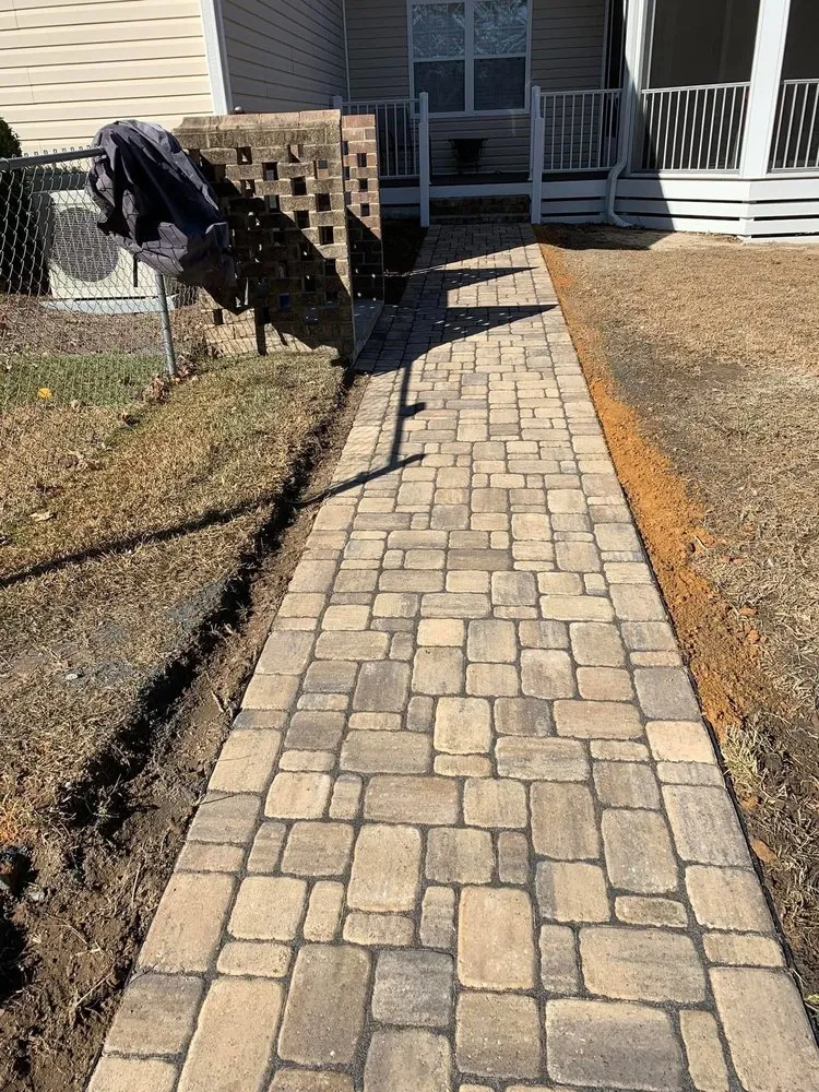 Reliable garden landscaping for year-round maintenance across Macon, GA - Cai Paver & Lawncare Service