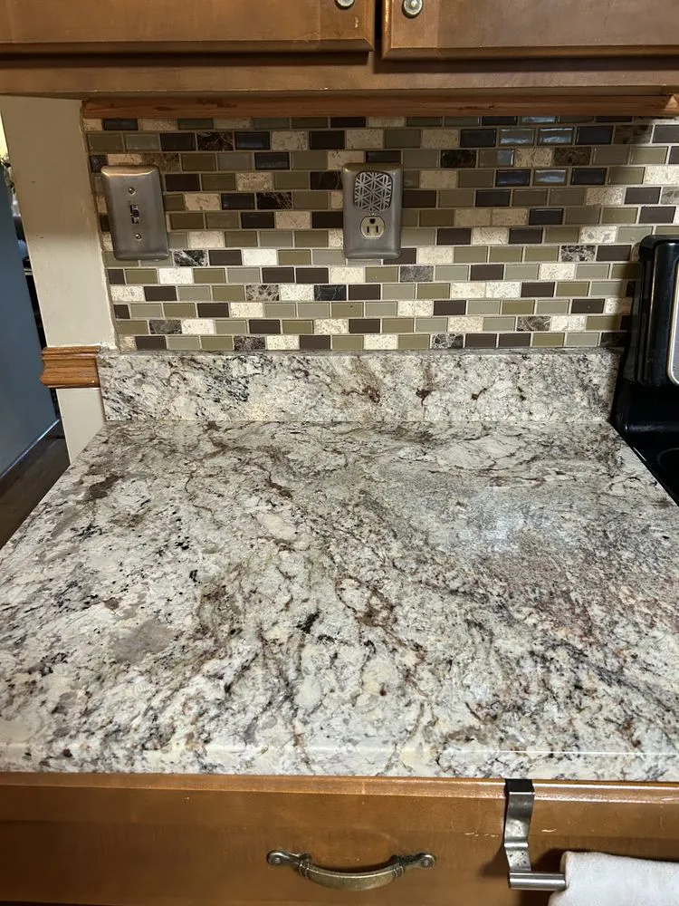 Local yard maintenance experts serving Scranton, PA - Cait’s Cleaning & Lawncare