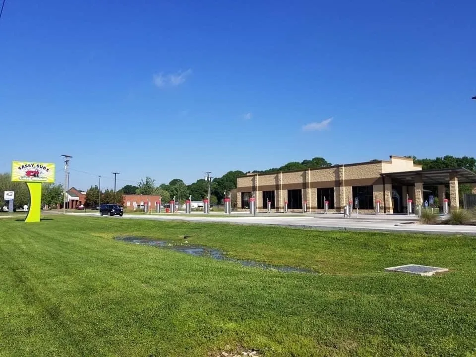 Custom outdoor landscaping for year-round maintenance in Abbeville, LA by Cajun Country Lawncare