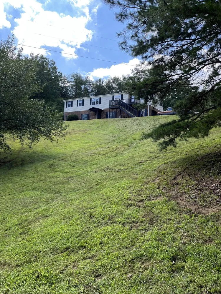 Affordable yard maintenance for year-round maintenance across Jamestown, NC - Cajun Cuts