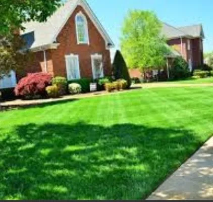 Cajun Man's Lawn Care and Powerwasher Logo