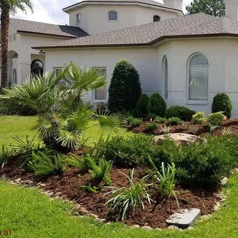Expert landscaping services experts serving Arnaudville, LA - Cajun Trimmers Lawn Service & Landscaping