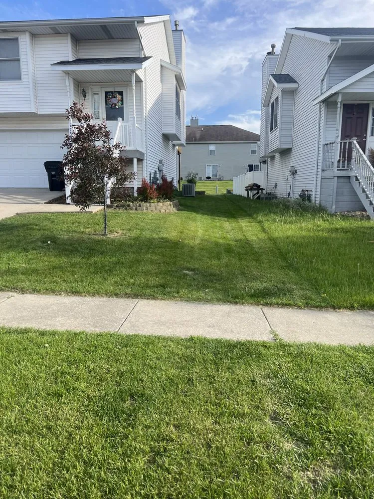Custom landscaping services experts serving Bloomington, IL - Cal And A Mower