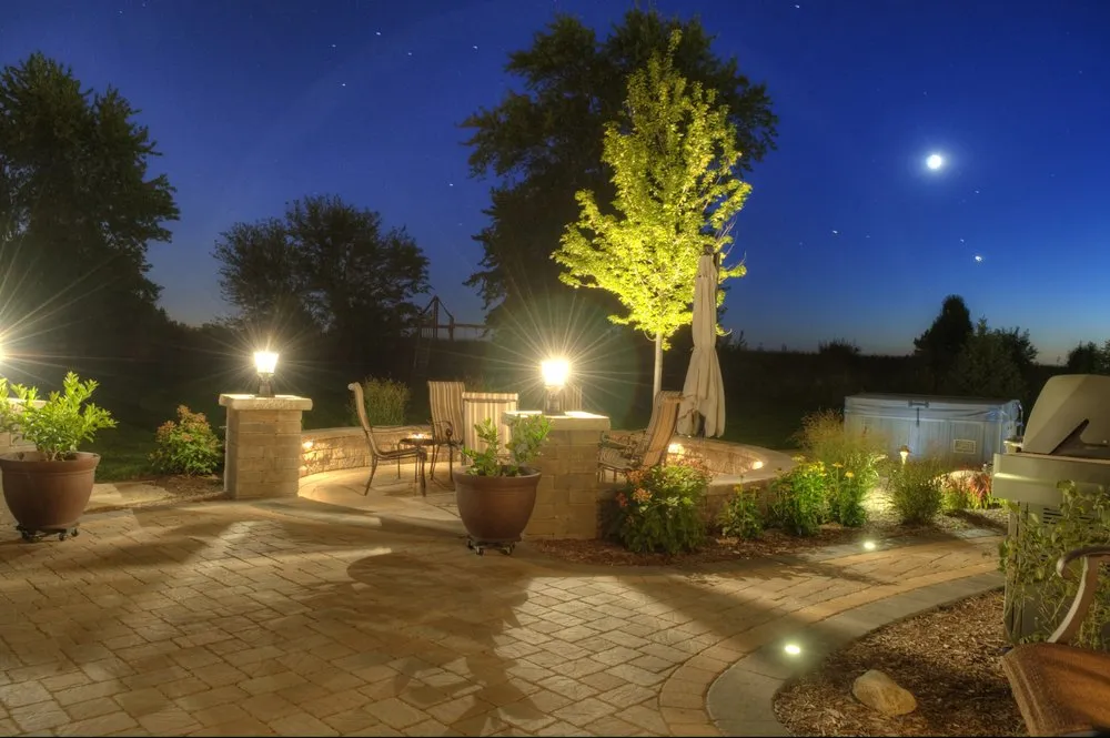 Professional landscape design in Woodstock, IL - Cal and Shan's Landscape and Design