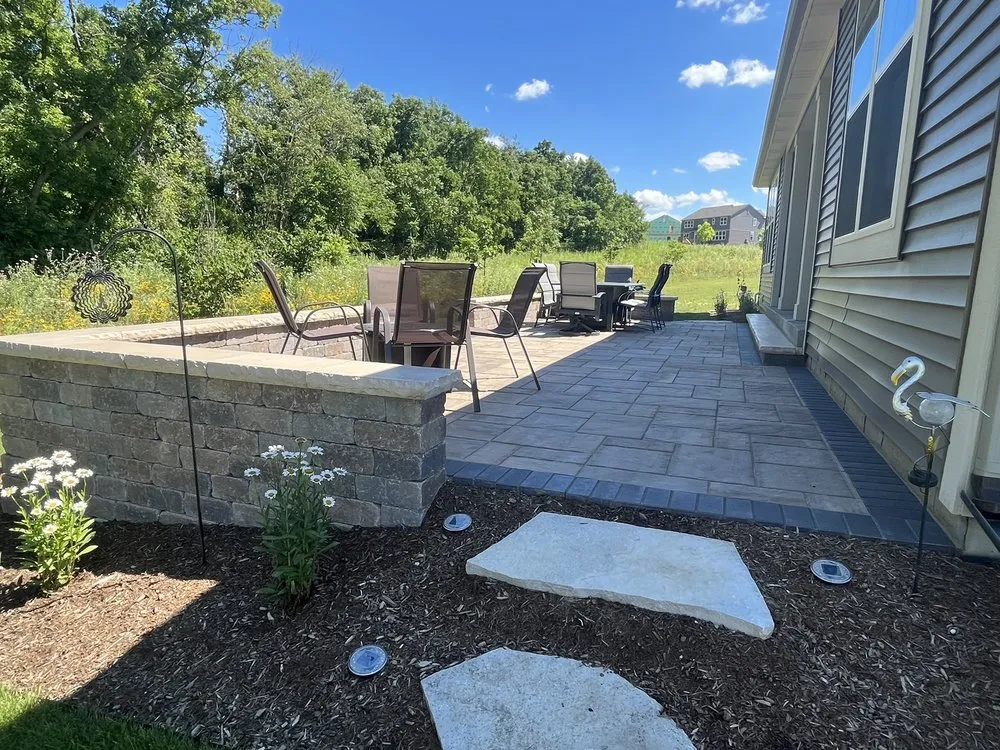 Local landscape design in Woodstock, IL by Cal and Shan's Landscape and Design