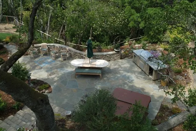 Reliable yard cleanup service for residential properties in San Mateo, CA by Cal Native Landscaping