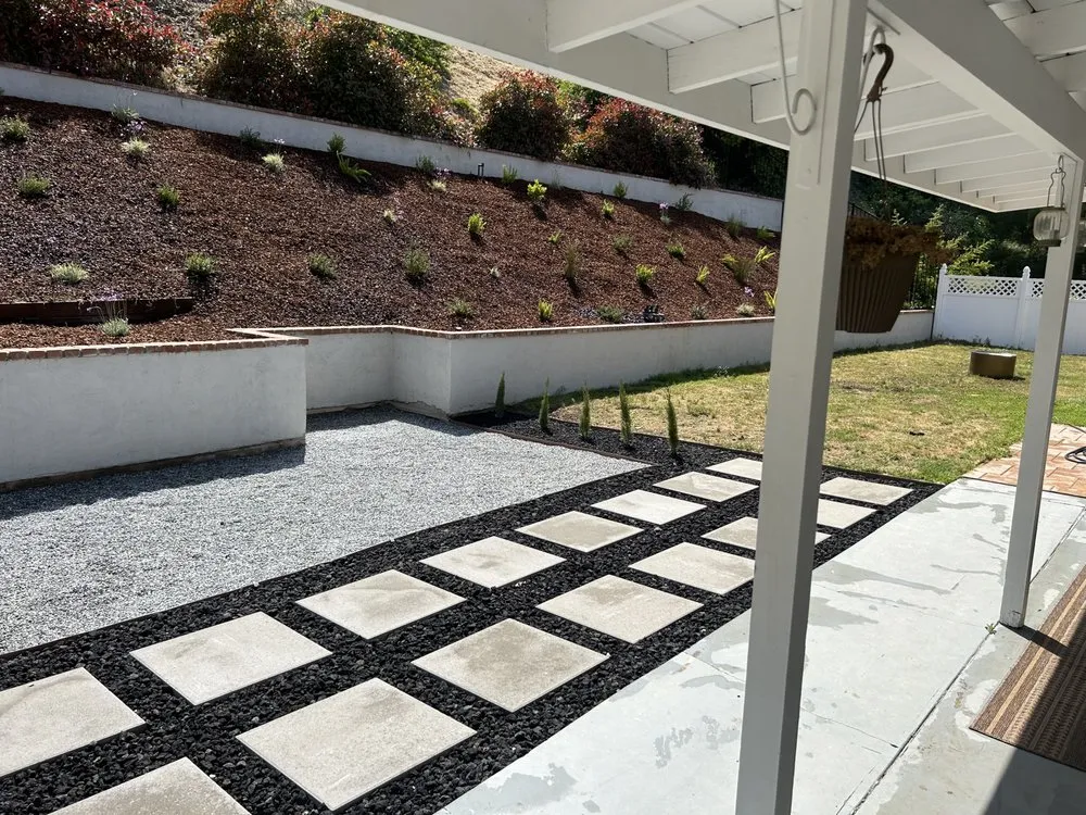 Expert garden landscaping experts serving Rancho Cucamonga, CA - CAL Removal & Transport