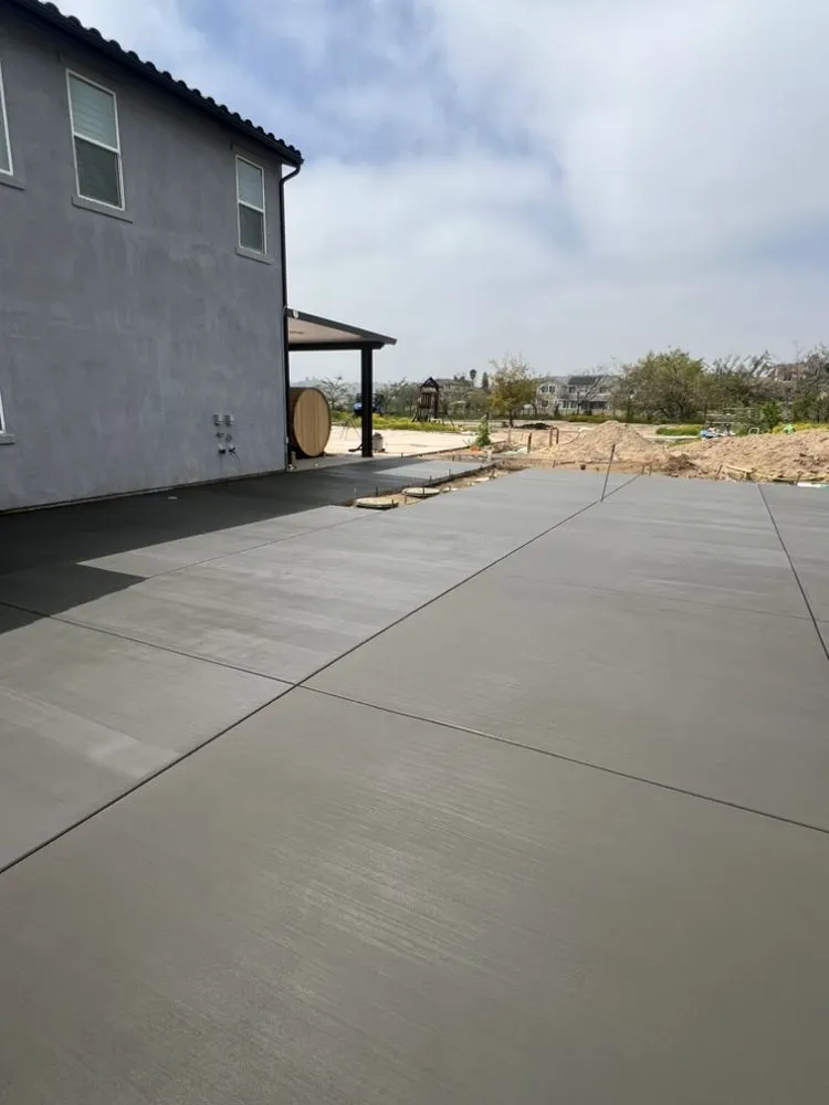 Local yard maintenance near you in Rancho Cucamonga, CA by CAL Removal & Transport